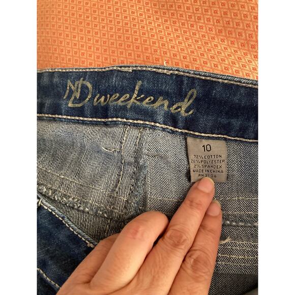 ND Weekend New Direction Women's Cropped Dark Denim Jeans Size 10 Embroidered - Picture 5 of 6